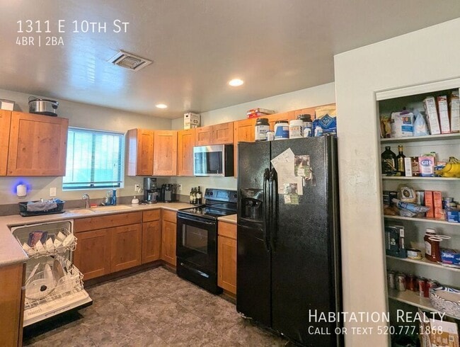 Photo - 1311 E 10th St