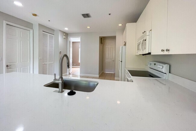 Photo - 108 E Indian Crossing Cir