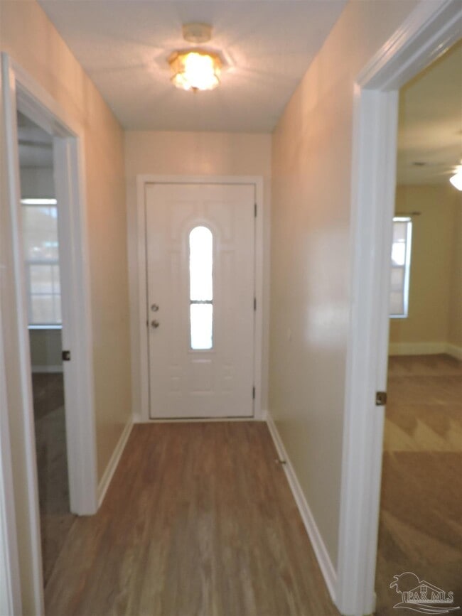 Photo - 1160 Sweetbriar St