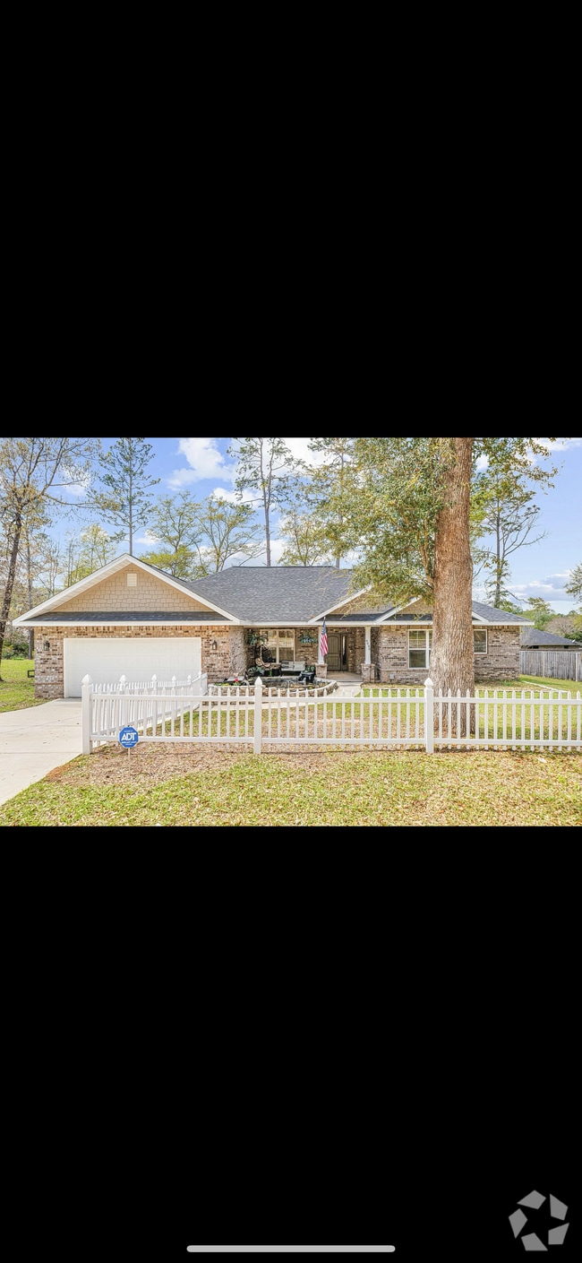 Building Photo - 6030 W Dogwood Dr Rental