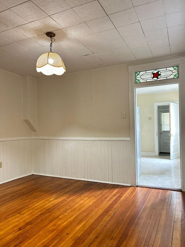 Photo - 3 bedroom, 1 bath, 2 story half double house