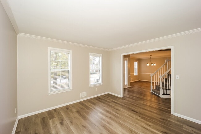 Photo - 10185 Point View Dr