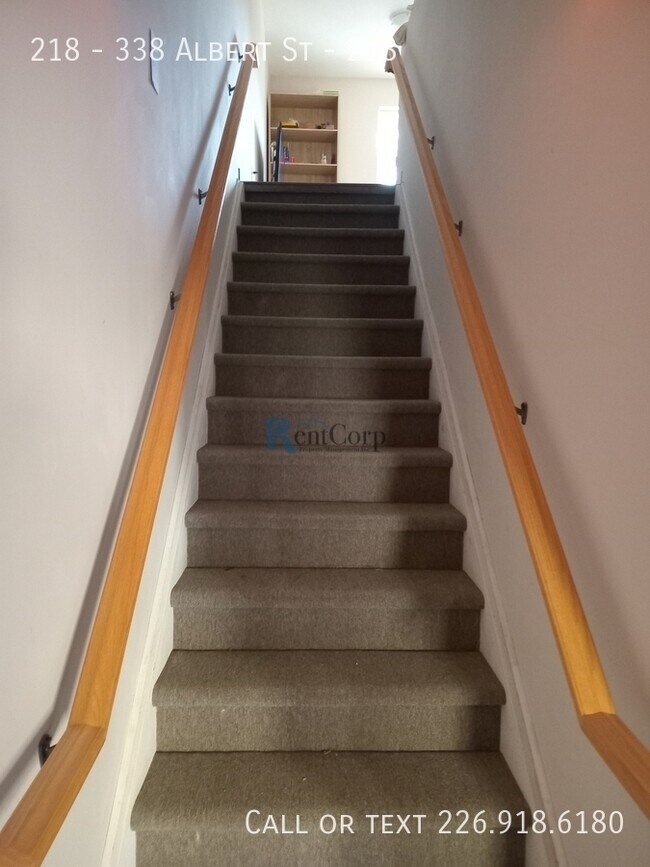 Photo - 338-338 Albert St