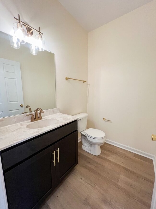 Photo - 305 Ranger Ln Unidad A