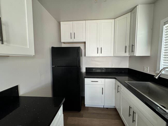 Photo - 1128 Orange Ave