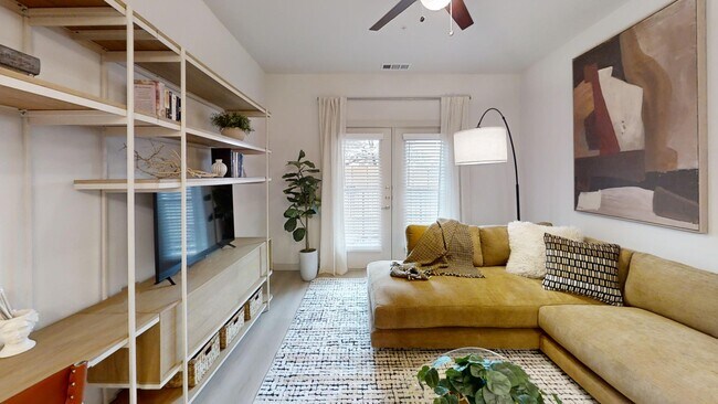 Photo - Bridge at Saffron