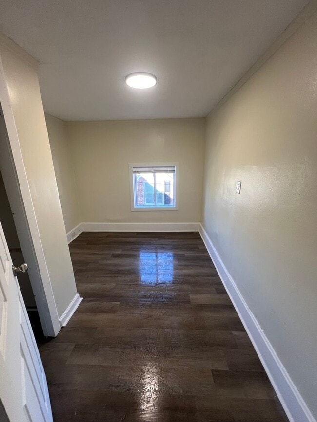 Photo - 425 Gibson Ave