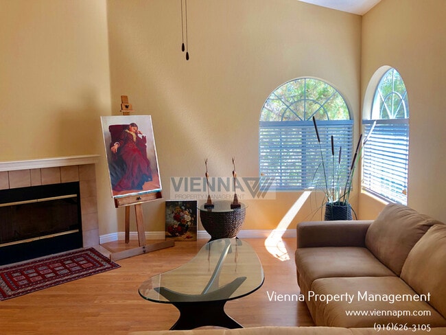 Photo - 710 Horizon Cove