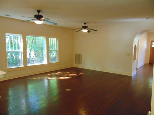 Photo - 10306 Country Club Dr