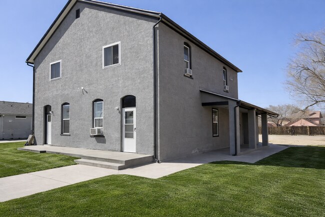 Photo - 1431 E Evans Ave Unit D