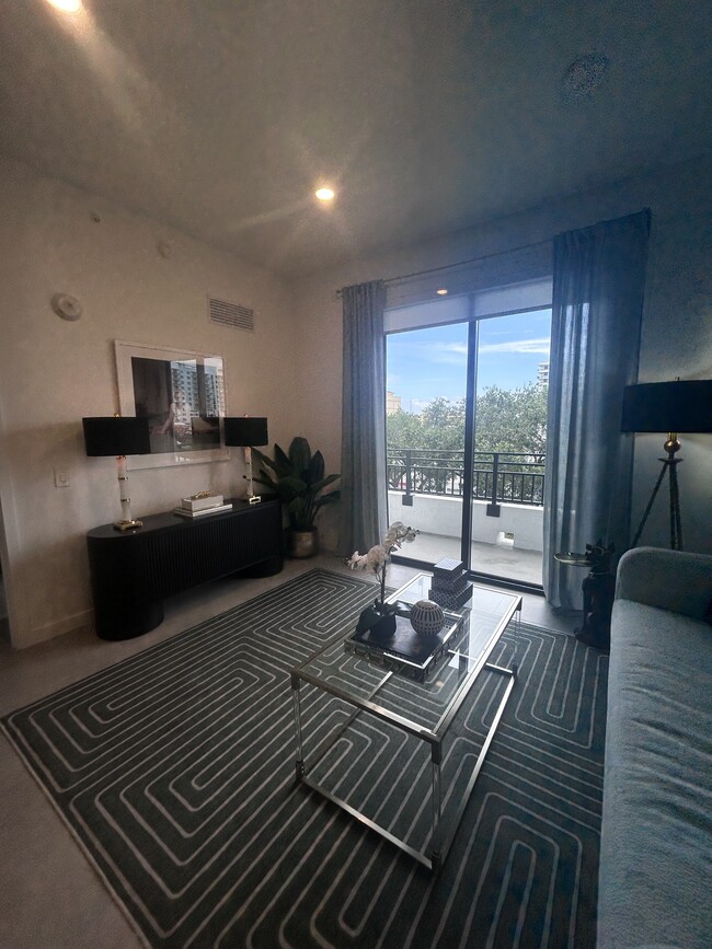 Photo - 1921 Pierce St Condo Unit A3