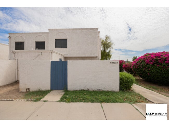 Welcome to This Beautifully Renovated 3/1 ... - Welcome to This Beautifully Renovated 3/1 ... Casa