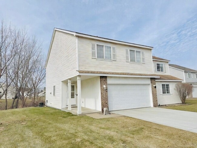 Photo - Great 2 Bedroom Townhome in Prime Apple Valley Location!   W’Finished Basement