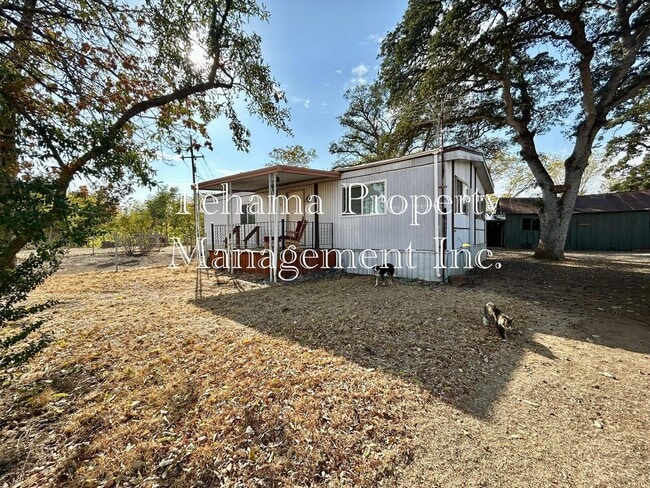 Building Photo - Adorable 2 bedroom 1 bath Modular Home in the Country
