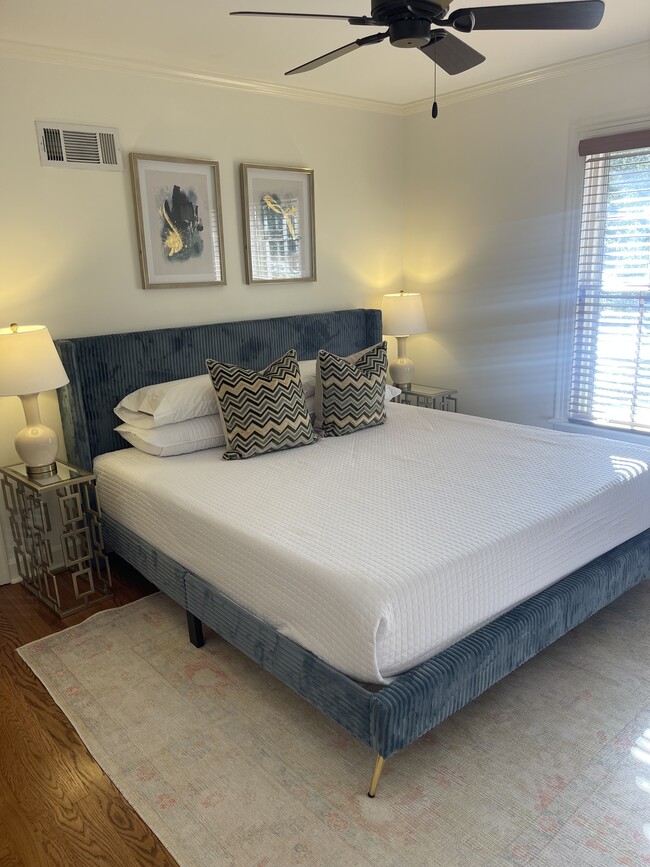 Photo - 311 Longest Rd