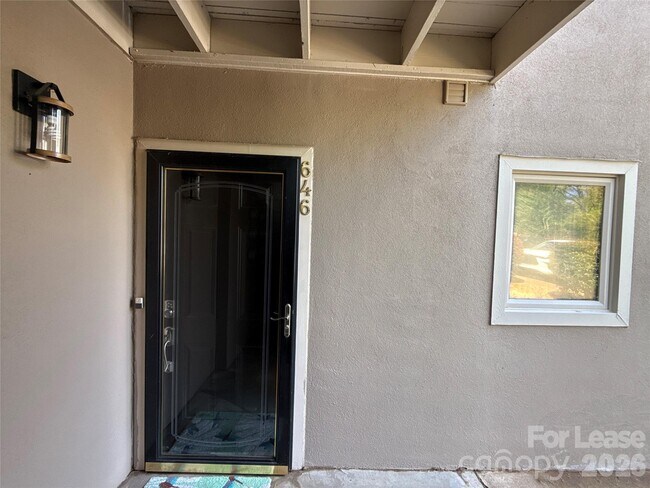 Photo - 646 Portside Dr