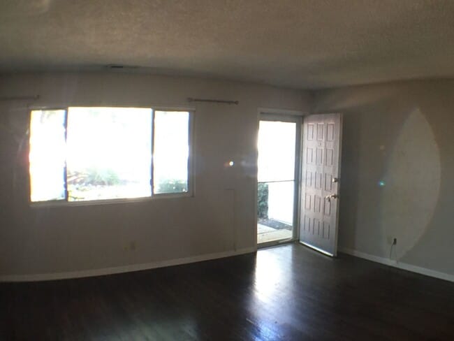 Photo - Nice single level home on cul de sac in Foxglenn neighborhood