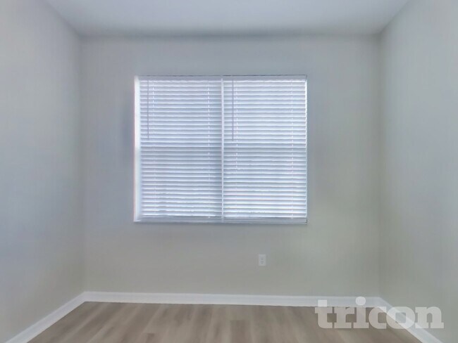 Photo - 3089 Tishman Ave