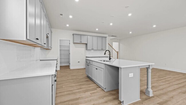 Photo - 2021 Near Pt Rd