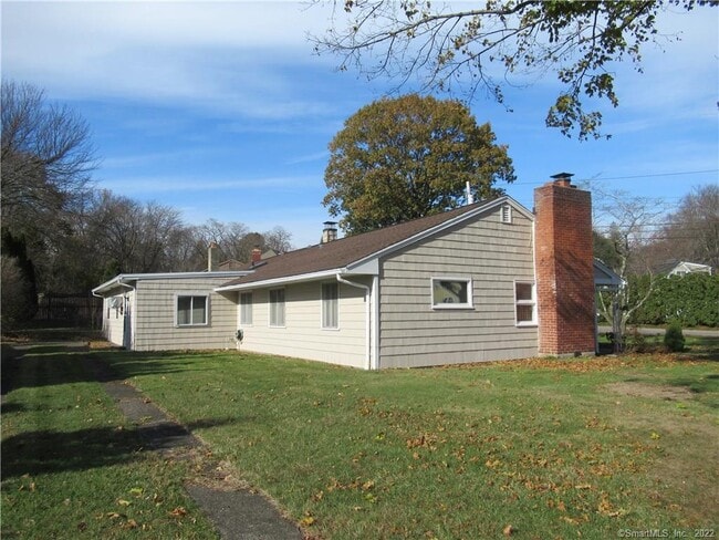 15 Harvester Rd Unit 2