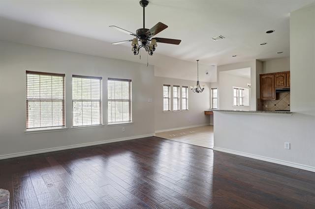 Photo - 5700 Broken Spur