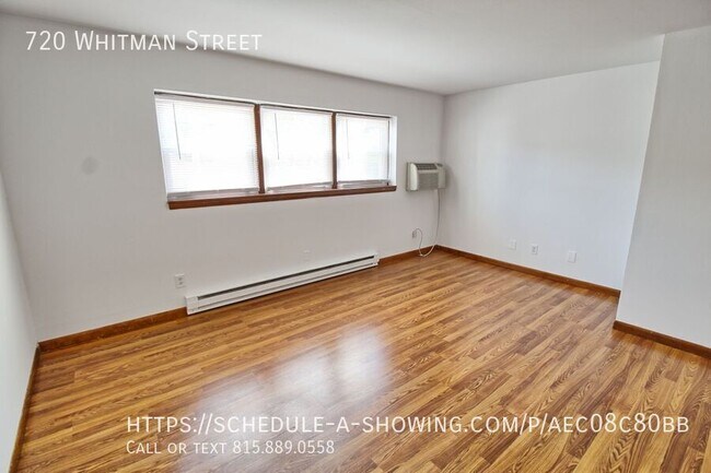 Photo - 720 Whitman St