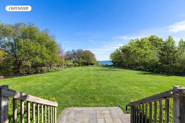 Photo - 66 Evergreen Ave