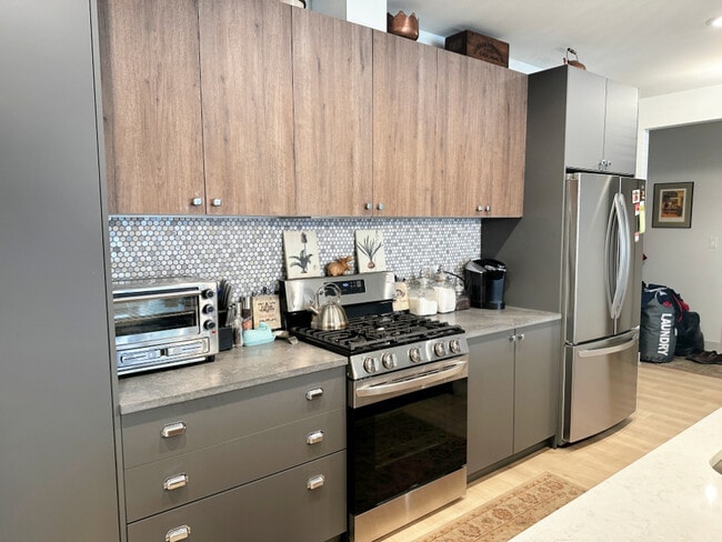 Photo - 4420 S Prairie Ave Unit 3