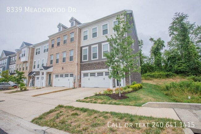 Photo - 8339 Meadowood Dr