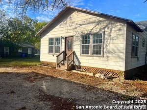 Building Photo - 601 Mitchell Ave Rental