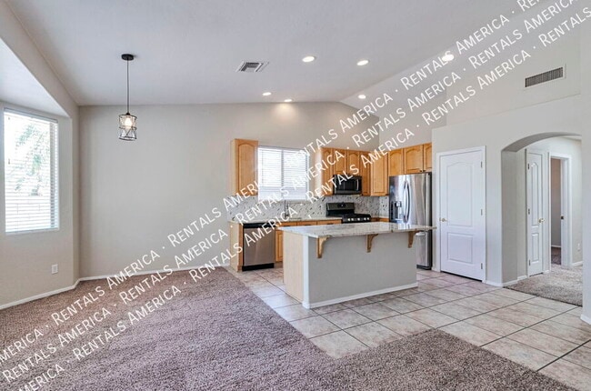 286 W Azmataz Rd