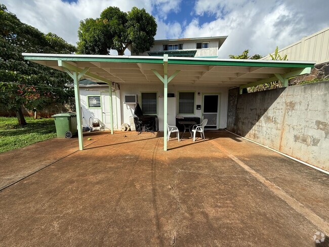 Building Photo - Move in ready studio Rental