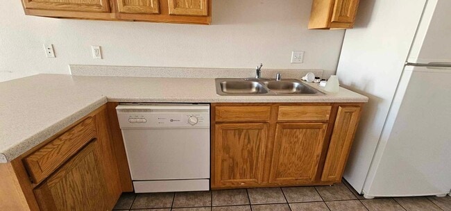 Photo - 600 S Abilene Ave Unit 4 (1180)