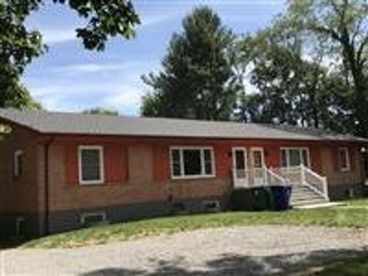 Photo - 613 Dehart St Unit B