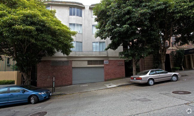 Photo - 1737 Jackson St Apartments