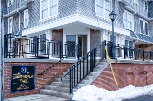 Photo - 10 Brown and Howard Wharf