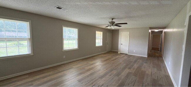 Photo - 112 Tres Dr