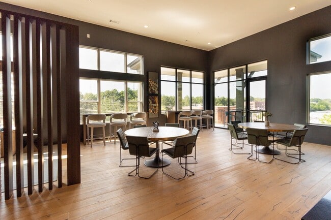 Sky Lounge with Event Kitchen - Bexley Duluth Rental