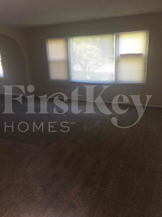 Photo - 410 S Villa Ave