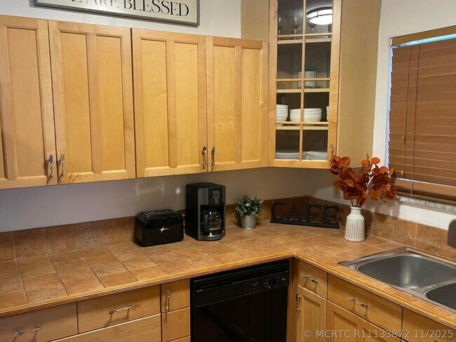 Photo - 187 Auburn Dr
