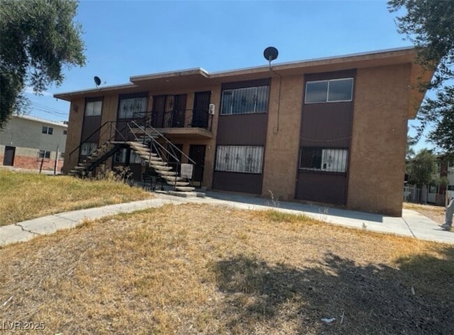 Building Photo - 118 Mt Vernon Cir Unit B