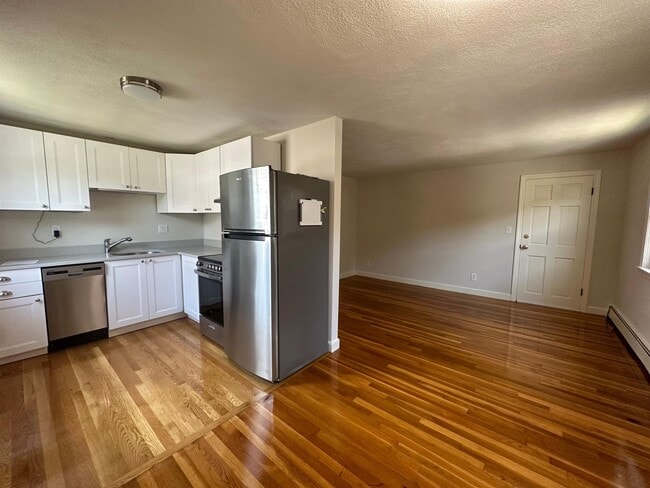 Photo - 184 Broadway St Unit #3