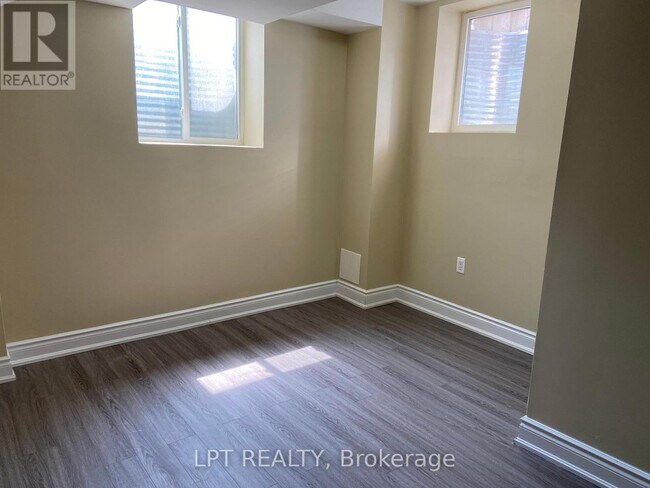 Photo - 93 Templehill Rd