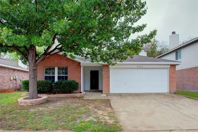 Photo - 9345 Goldenview Dr House