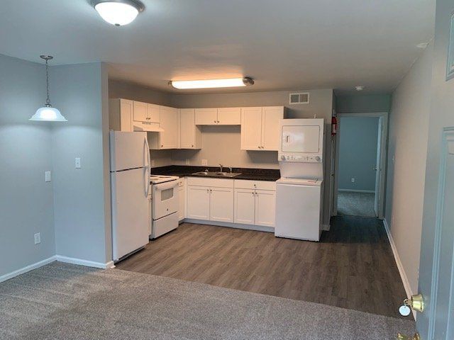 Photo - 411 E 5th St Unidad 2