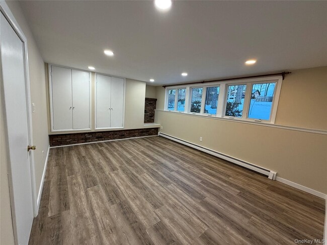 Photo - 125 Longdale Rd