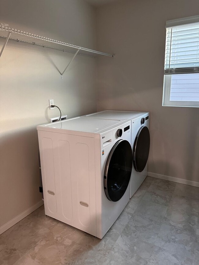 Photo - Beautiful Spanaway Home! Apply Today