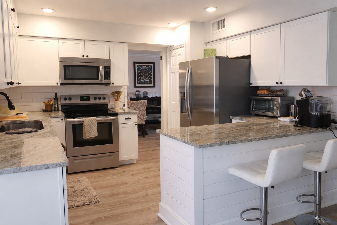 Photo - Private Sarasota Estate with Pool and In-Law Suite – 3,000 SF of Flexible Living