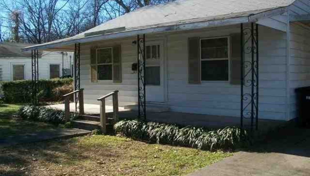 Photo - 111 Oak Hill Pl House