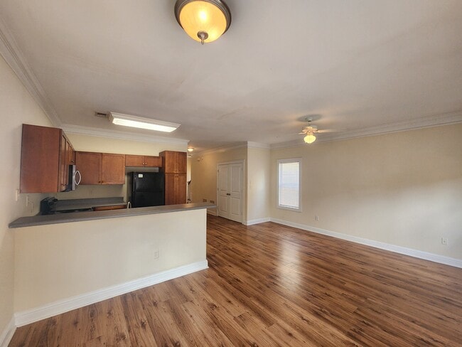 130 Artisan Pl Unit 1